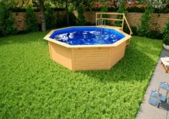 Holzpool Rund Mit Stirnseitiger Terrasse Natur/ Blau - 400 X 400 Cm 6 Holzpool Rund Mit Stirnseitiger Terrasse Natur/ Blau - 400 X 400 Cm -Swimmingpool Verkaufsladen Holzpool Einzelbecken Rund Blau Sonnendeck Natur 001