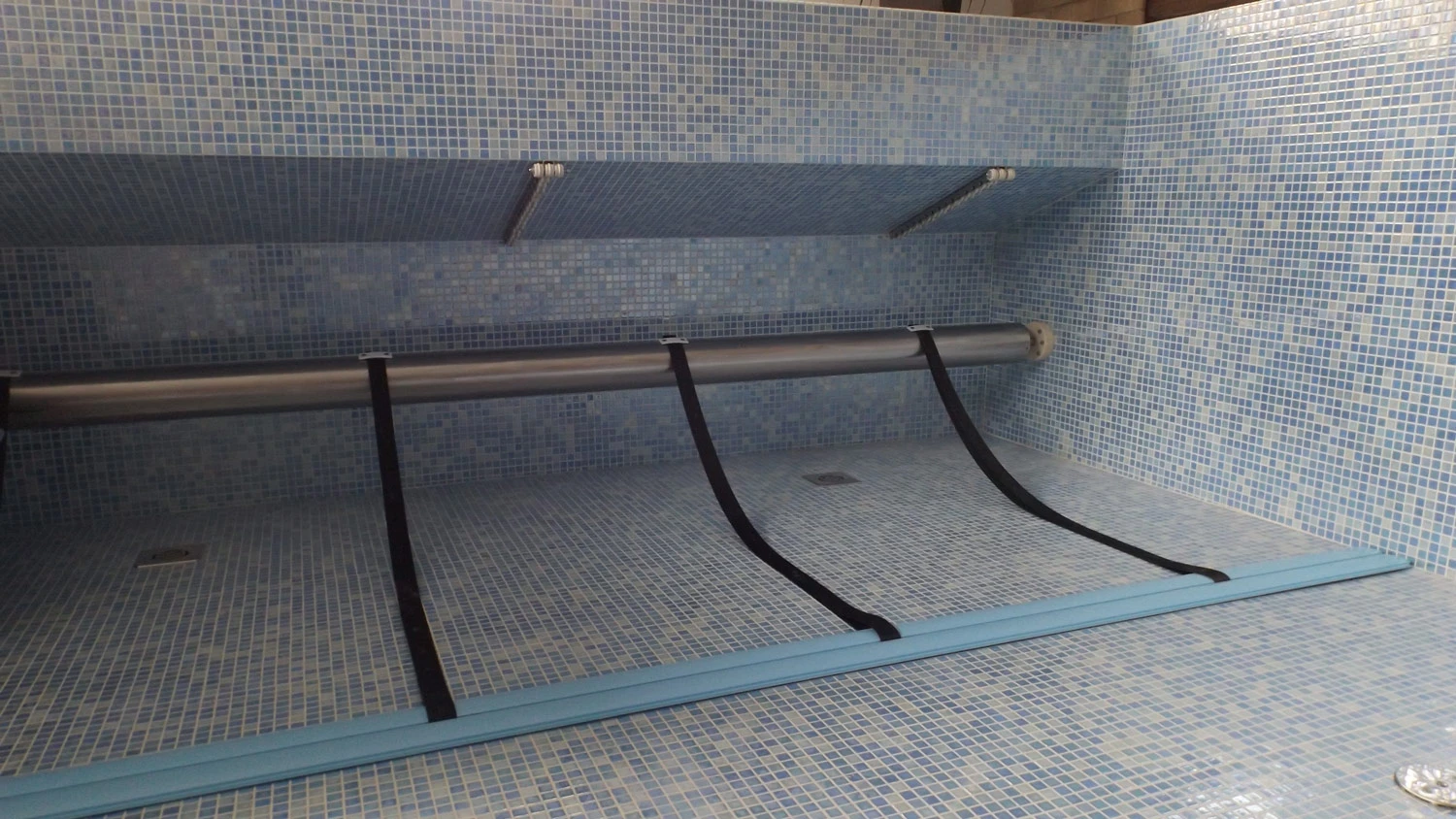 Poolpowershop Unterflur Aufrollvorrichtung Modell Uni Mit Rohrmotor 500 Nm 4 Poolpowershop Unterflur Aufrollvorrichtung Modell Uni Mit Rohrmotor 500 Nm – Bild 2