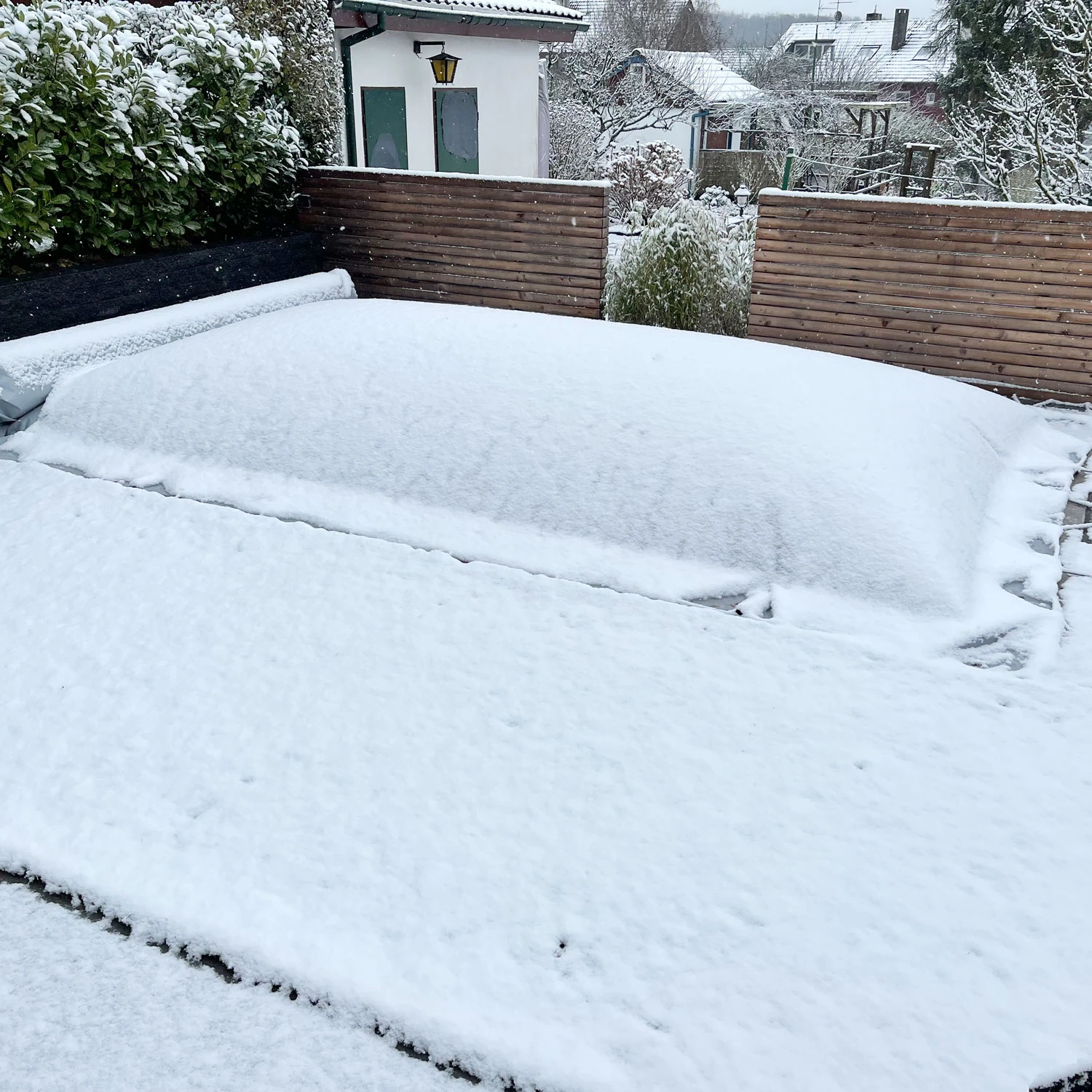 Aufblasbare Poolabdeckung Achtformbecken Grau 525 X 320 Cm 5 Aufblasbare Poolabdeckung Achtformbecken Grau 525 X 320 Cm – Bild 3